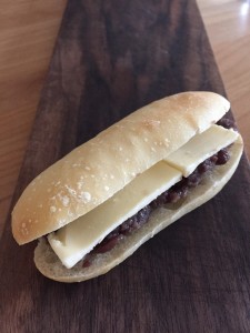 あっさり角食パンとあんバターコッペパン